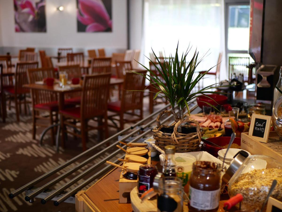 Hotel Ibis Nemours Zewnętrze zdjęcie