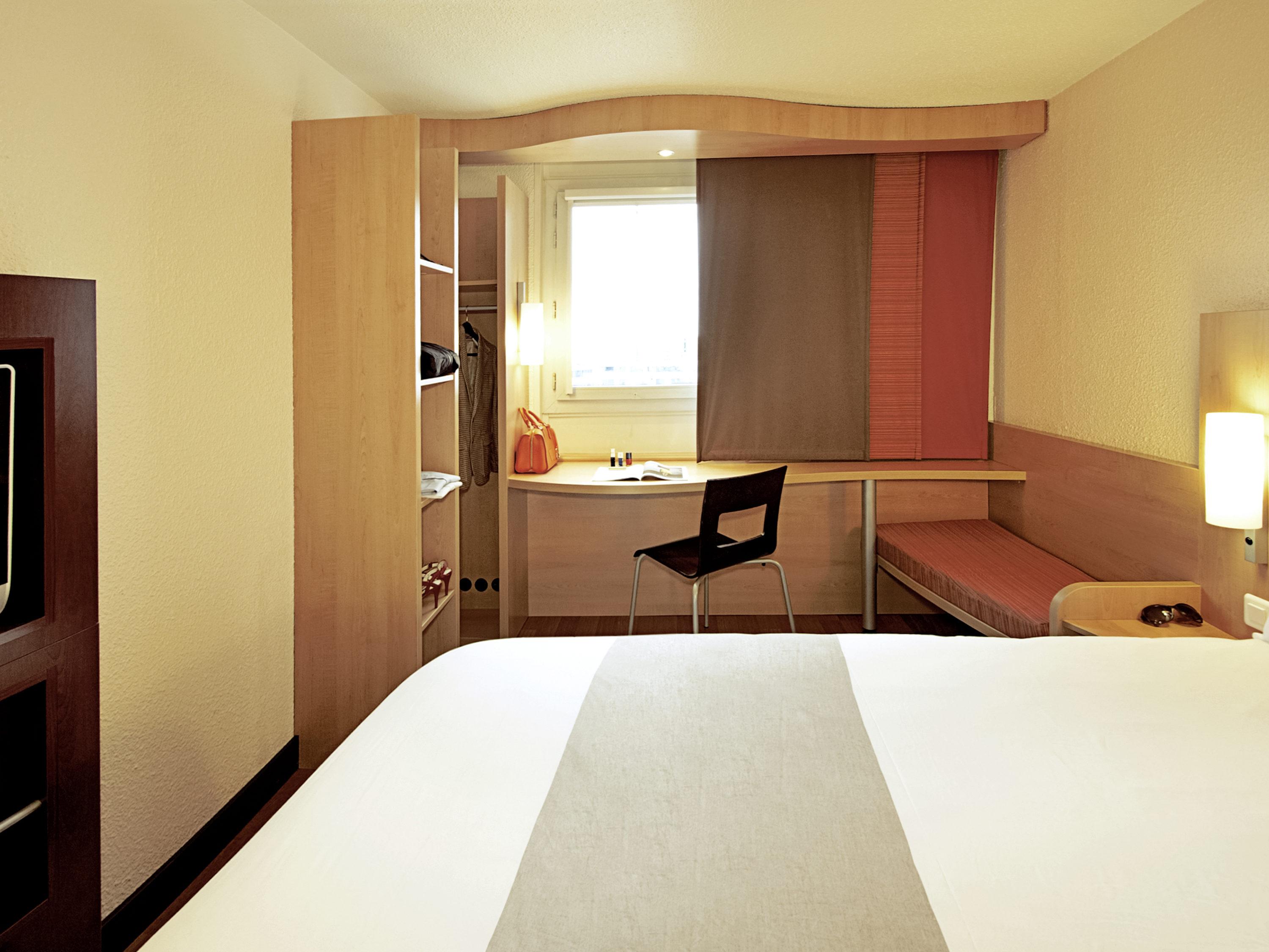 Hotel Ibis Nemours Zewnętrze zdjęcie
