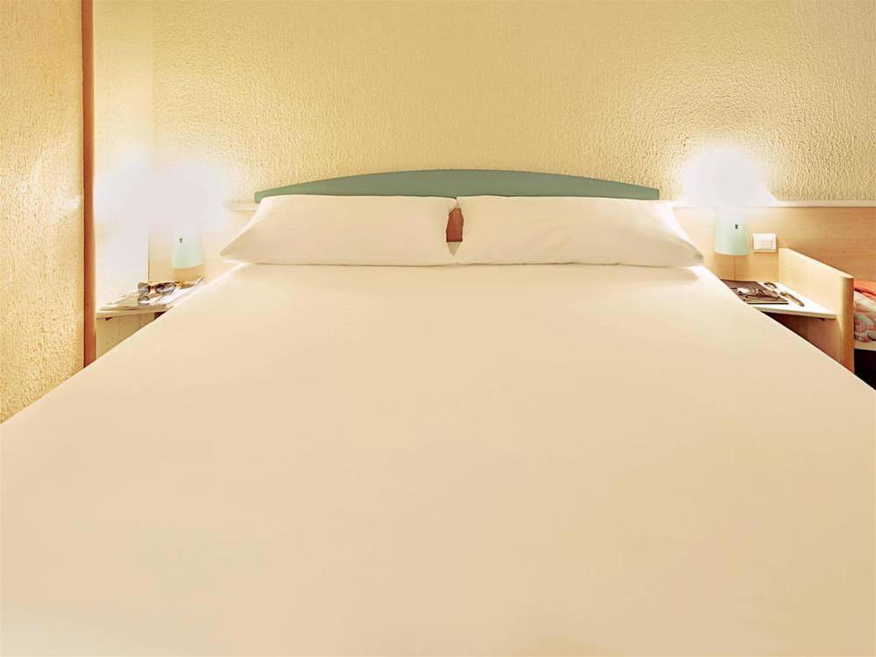 Hotel Ibis Nemours Zewnętrze zdjęcie