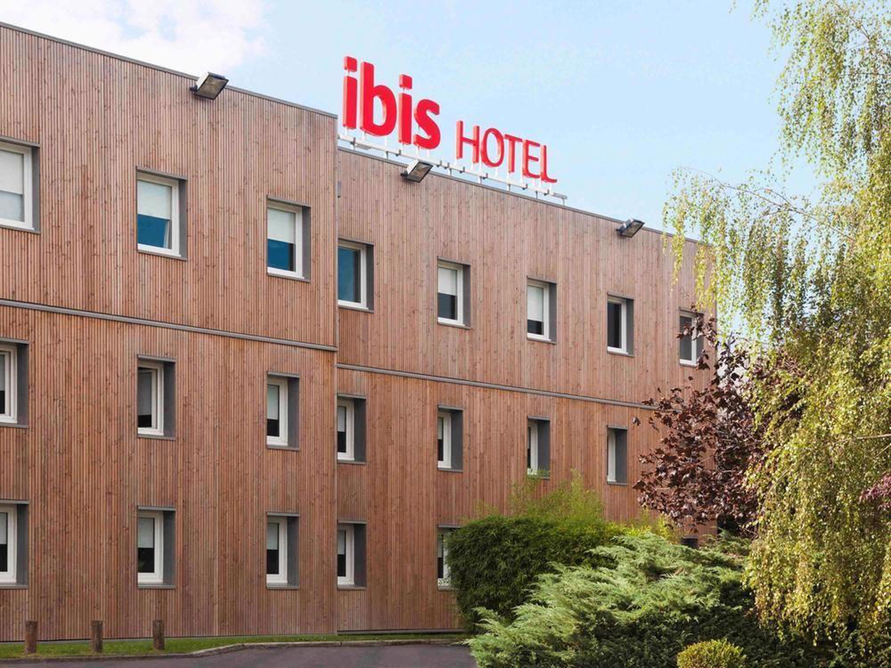 Hotel Ibis Nemours Zewnętrze zdjęcie