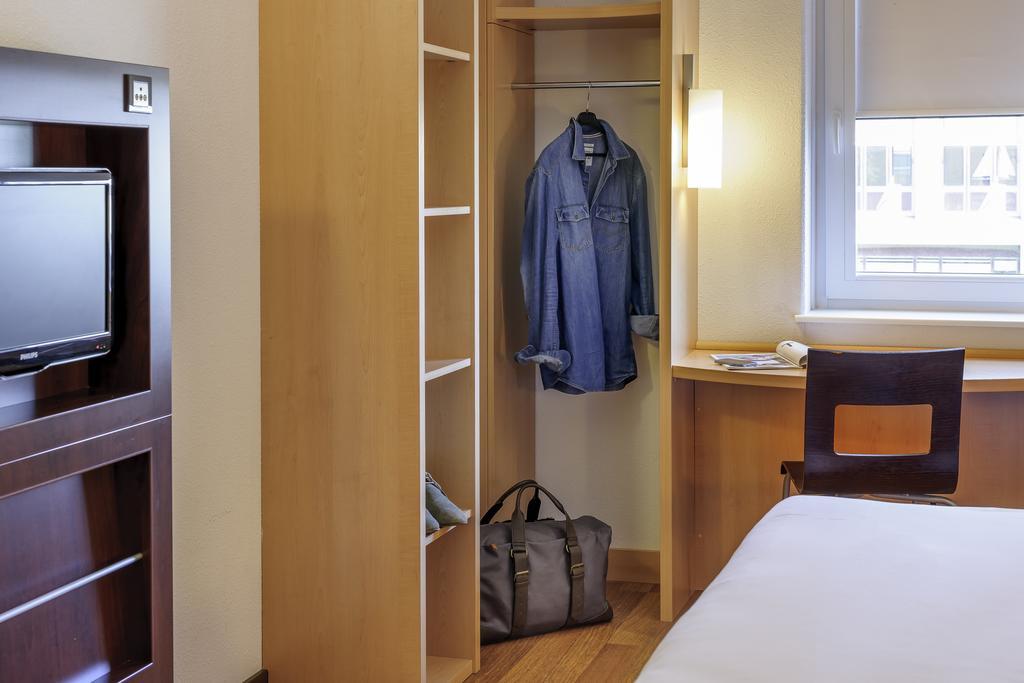 Hotel Ibis Nemours Zewnętrze zdjęcie
